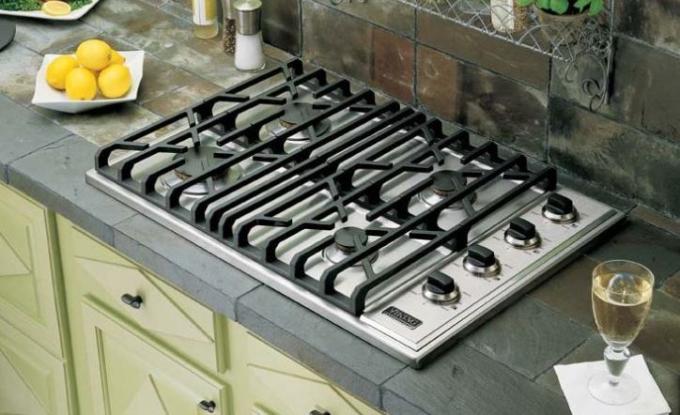 Vgrajene plinske plošče za kuhinjo: kako izbrati z lastnimi rokami, navodila, foto in video vadnice