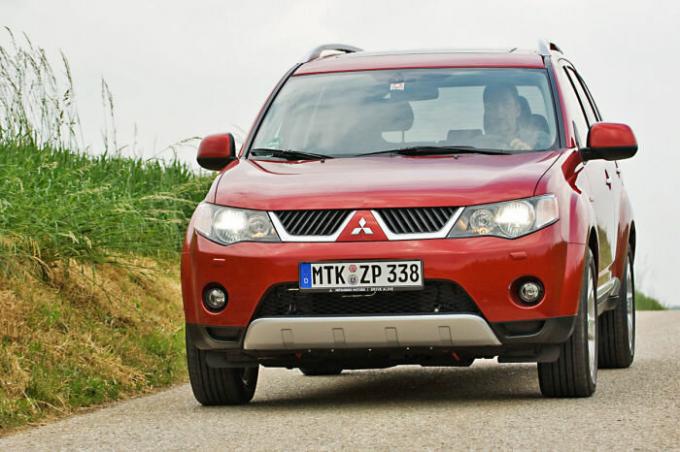 Stroj Mitsubishi Outlander CWOW ni vredno pozornosti.