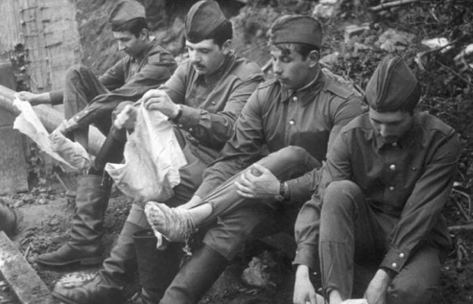 5 razlogov, zakaj footcloths so bili priljubljeni v sovjetski vojski kot nogavice