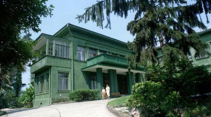 Dacha "New Matsesta" na ozemlju sanatoriju "Green Grove" (Soči). | Foto: gazeta.ru.