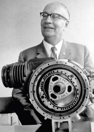 Félix Wanklov rotacijski batni motor njegove konstrukcije.