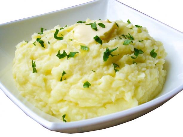 Preprosta jed z dodanim krompirjem, v kateri bo uživala celotna družina