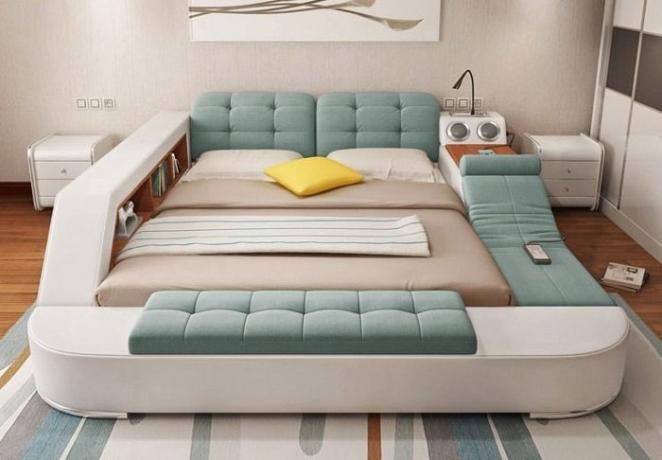 Kupec lahko izbere potrebno opremo čudovito posteljo
