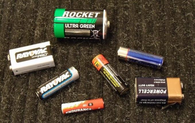 Osnovna način razlikovanju baterijo iz "skrčen" v nekaj sekundah