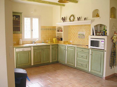 Notranjost kuhinje v slogu Provence