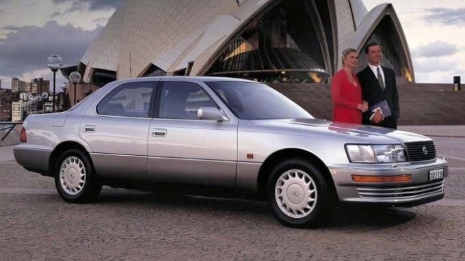 Z nakupom voznika Lexus LS nima, da bi porabili veliko denarja za "ime". | Foto: resources.carsguide.com.au. 