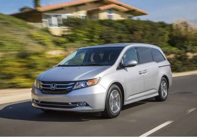 2015 Honda Odyssey enoprostorec leto. | Foto: cheatsheet.com.